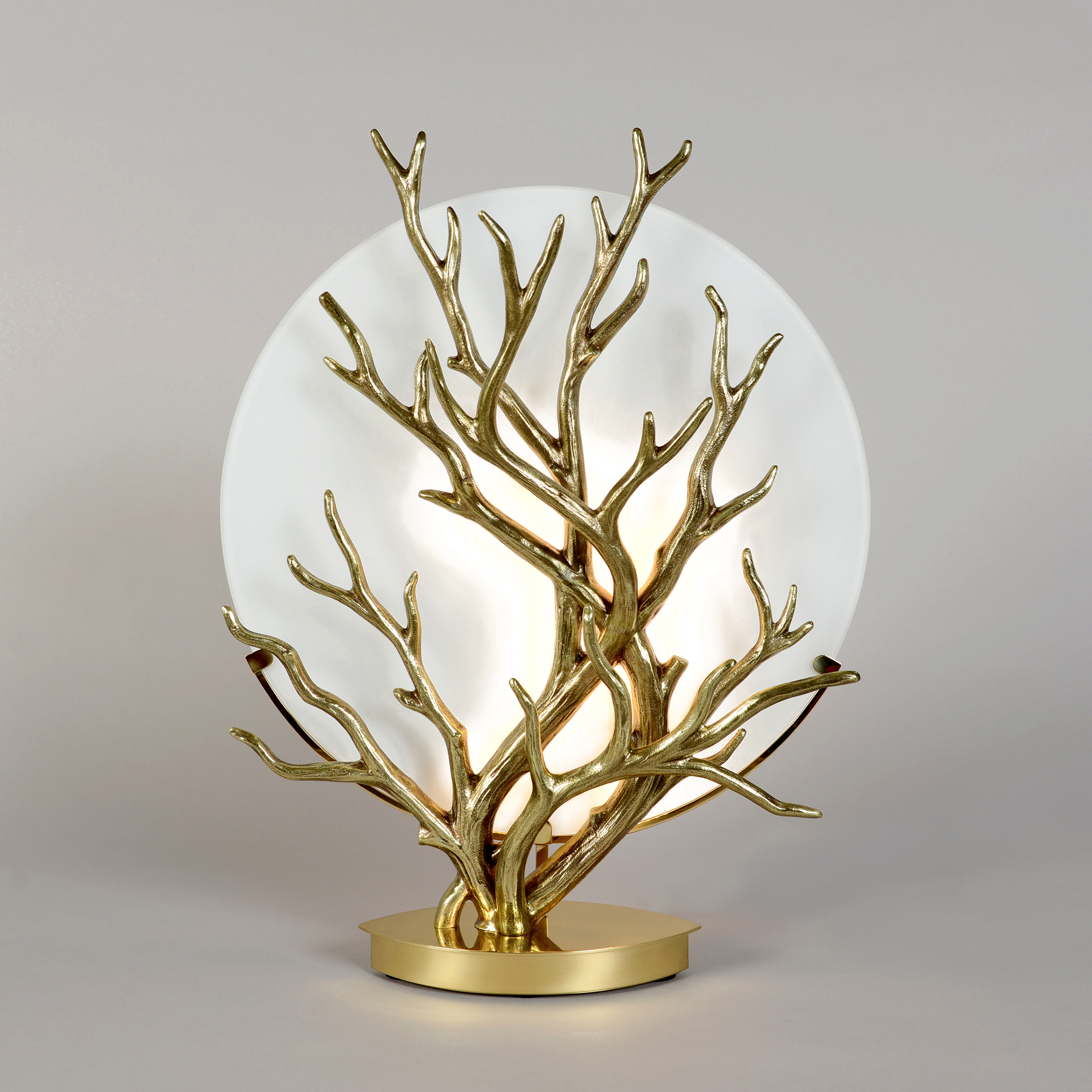 Lampe "Méristème" en bronze verni et verre opale Création Richard Lauret Photo Studio 6