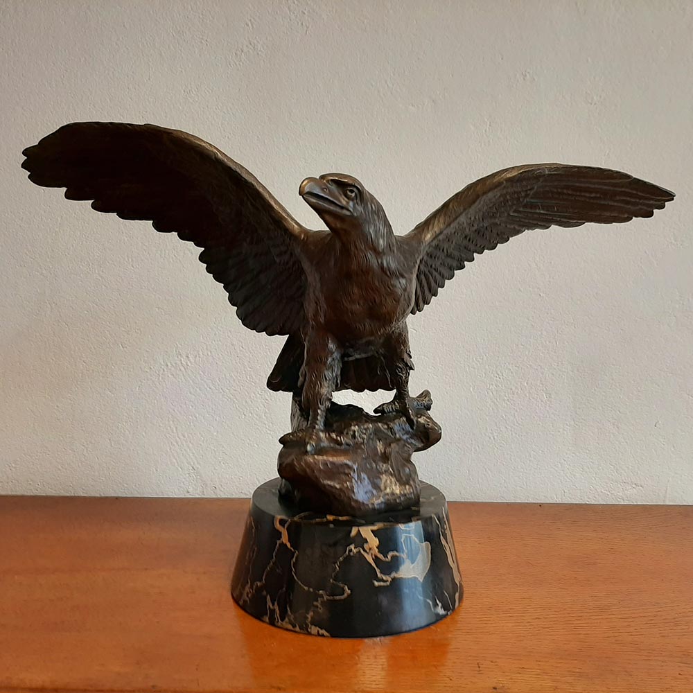 Patine sur aigle en bronze de Grégoire Collection particulière