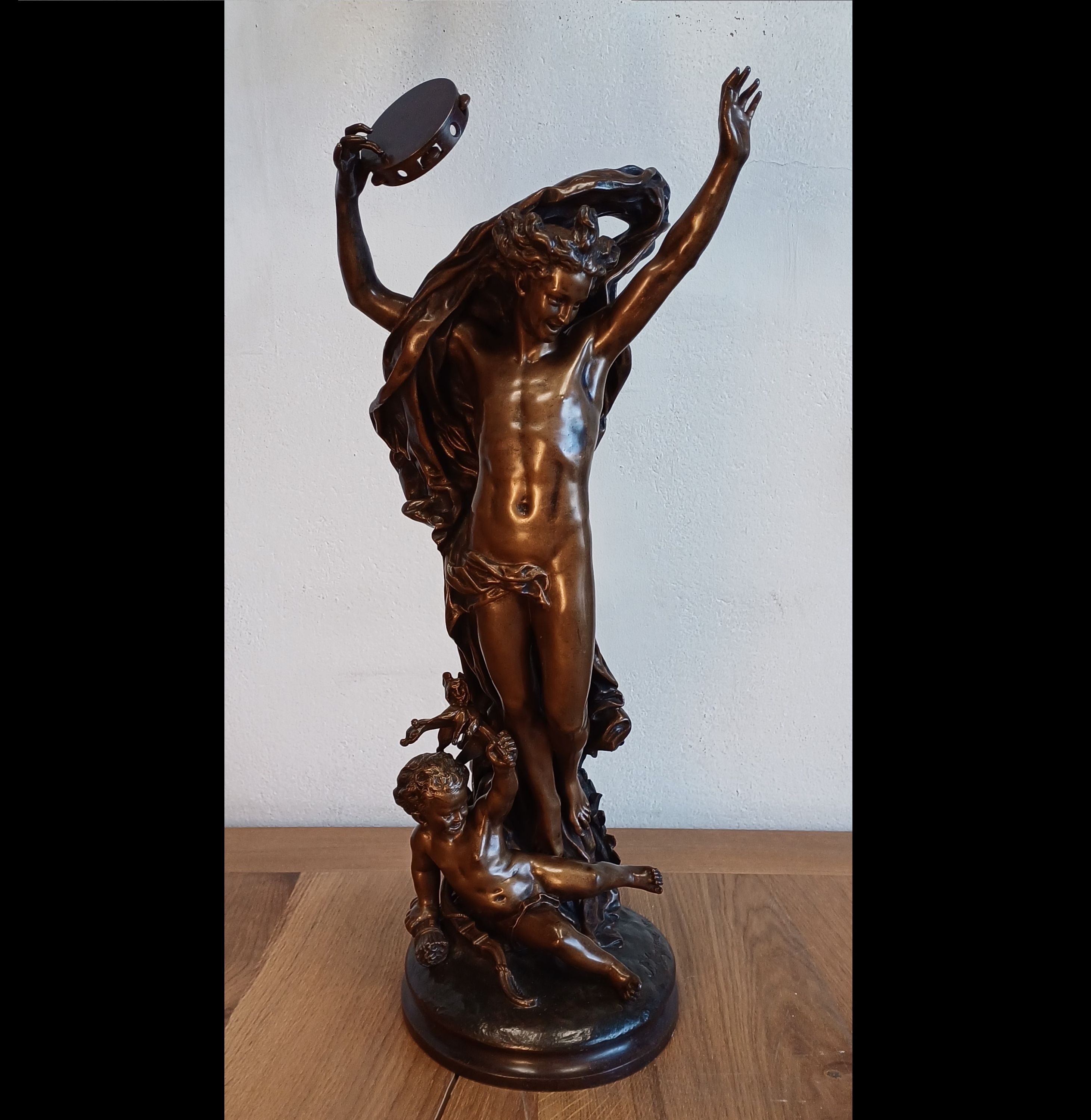 Reproduction du tambourin manquant - Bronze "Le génie de la danse" de J. B. Carpeaux - Collection particulière